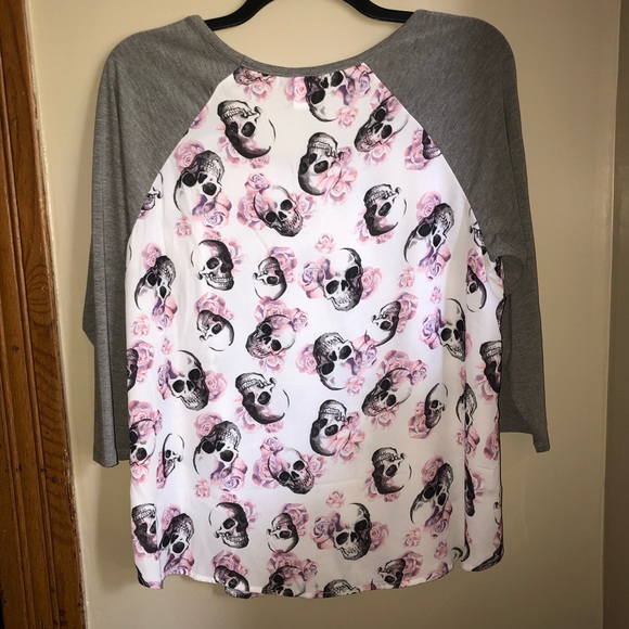 Torrid Top - Picture 4 of 4